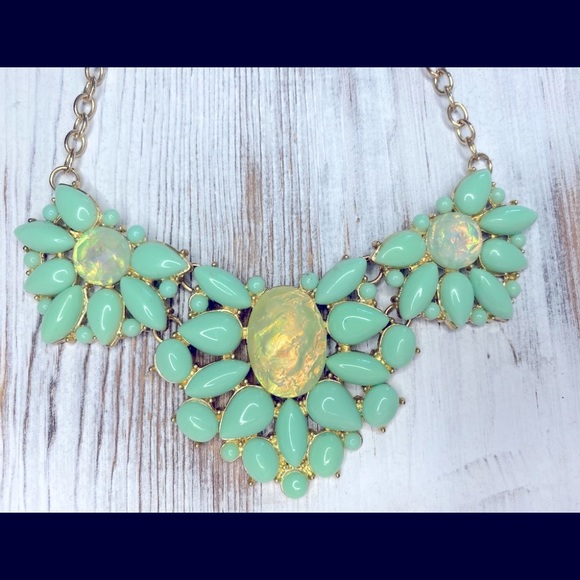 Charming Charlie Statement Collar Necklace - Picture 2 of 4